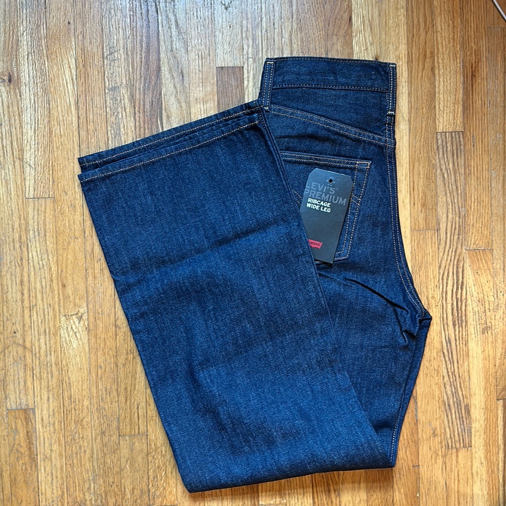 Levi’s ribcage wide leg size 27, never worn!